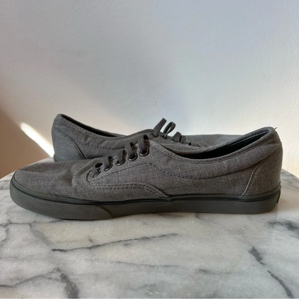 Vans Unisex Charcoal Gray Sneakers Women’s 9.5 Men’s 8